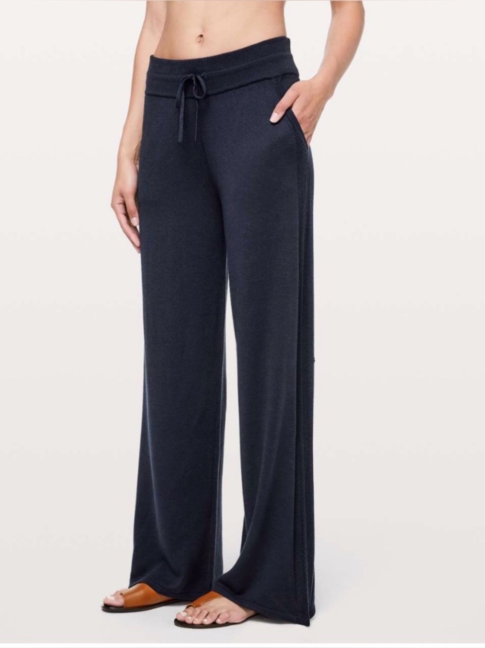 Lululemon In The Comfort Zone Pant size 10 black